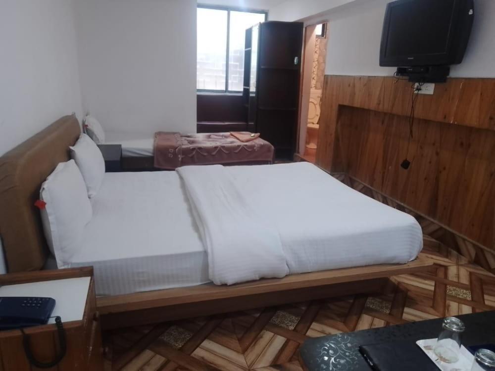 Hotel Assembly Σιλόνγκ Εξωτερικό φωτογραφία