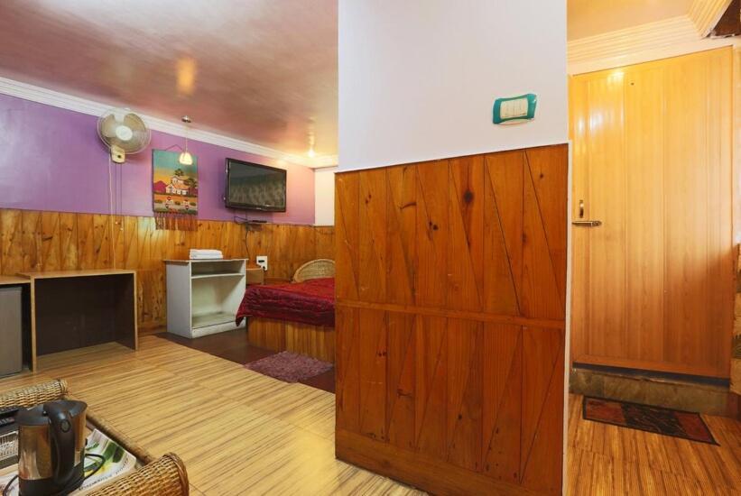 Hotel Assembly Σιλόνγκ Εξωτερικό φωτογραφία